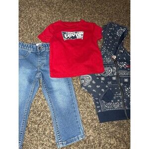 Levi ‘s Boys Matching 3 Piece Set Pants Hoodie Shirt Included Size 2T Preowned